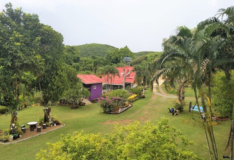 호텔 Suwanalak Resort