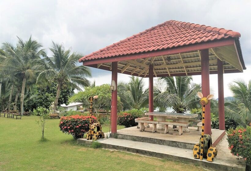 호텔 Suwanalak Resort