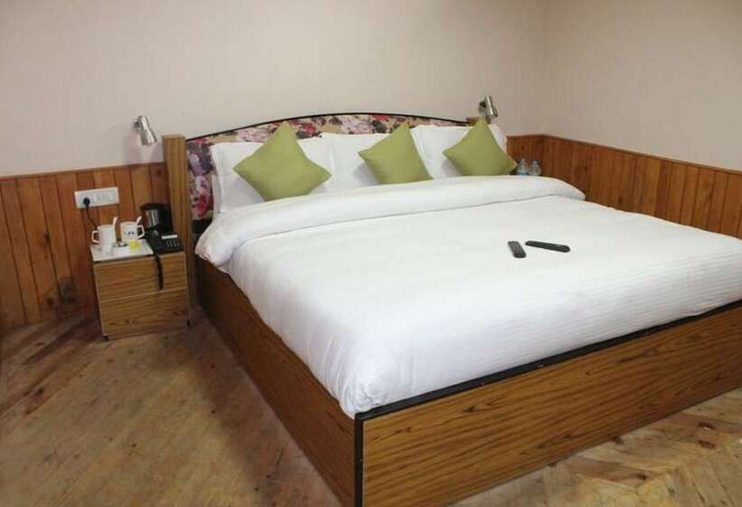 ホテル The Cliffe Cafe & Cottages