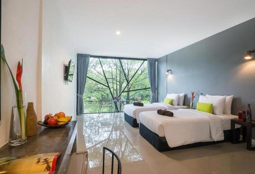 ホテル The Forest Home Resort