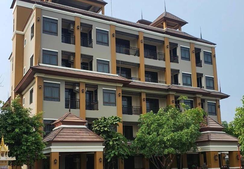 酒店 The Green Residence 304