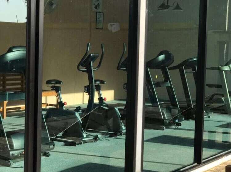 فندق The Park 304