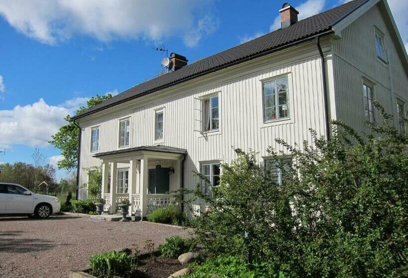 ホテル Tössestugan