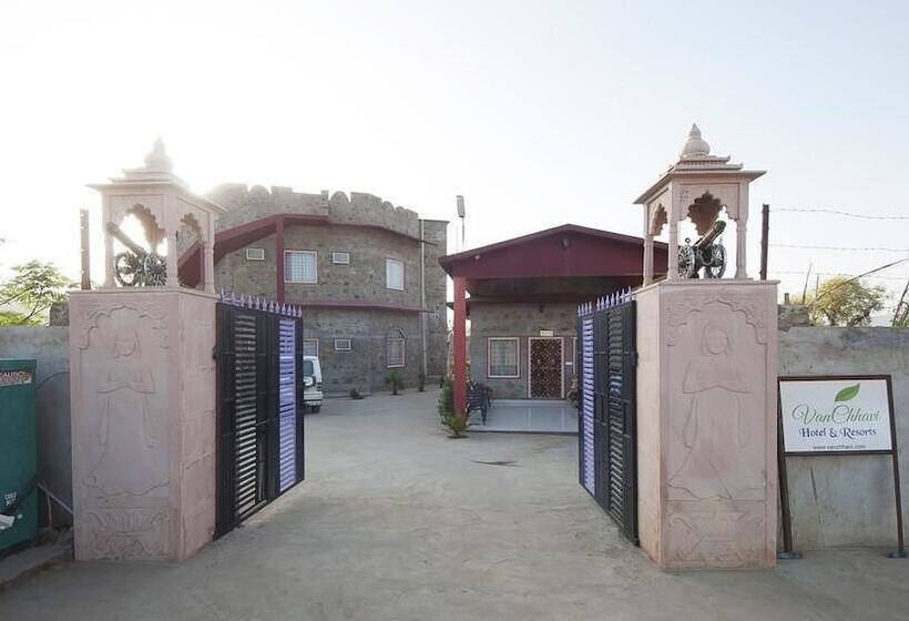 فندق Van Chhavi Resort