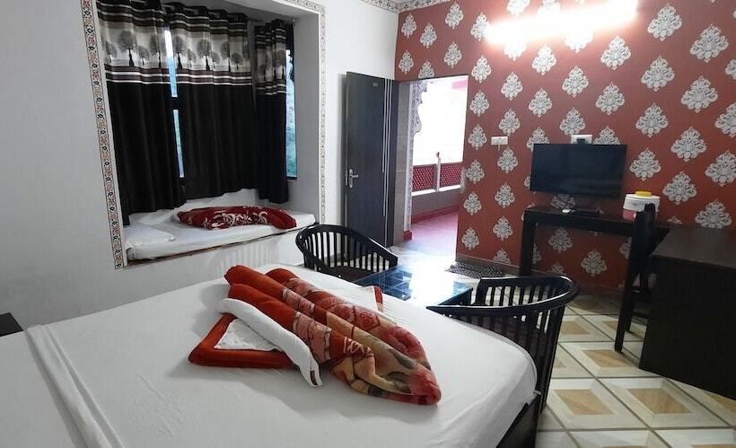 Lake Alpi Resort Kumbhalgarh