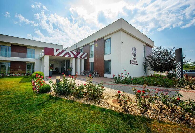 Outlet Hotel Polgár