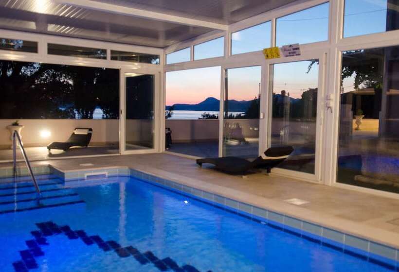 膳宿费 Apartment & Rooms Villa Katarina