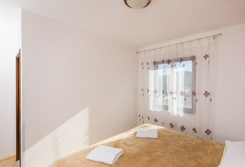 膳宿费 Apartment & Rooms Villa Katarina