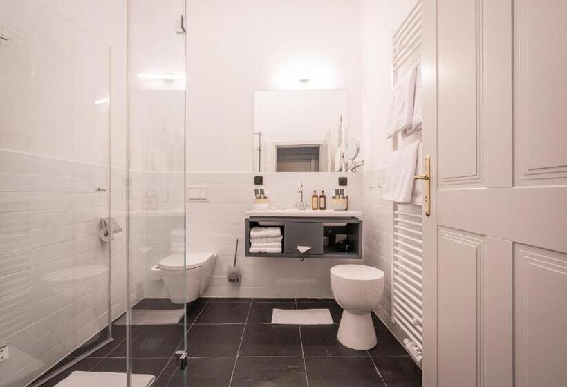 펜션 Boutique Hotel Zum Oberjäger, Schloss Lackenbach