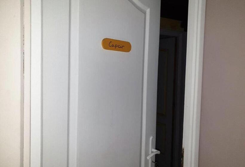 Пансион Chambres D Hôtes Et Gîtes L Abri Sous Roche