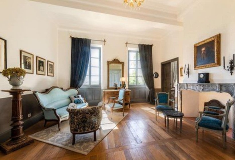 펜션 Château De Ronel