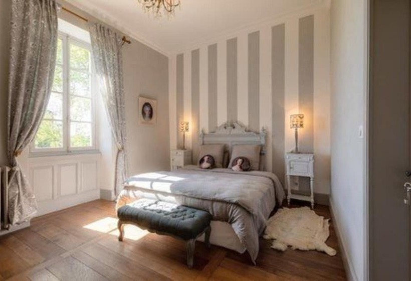 펜션 Château De Ronel