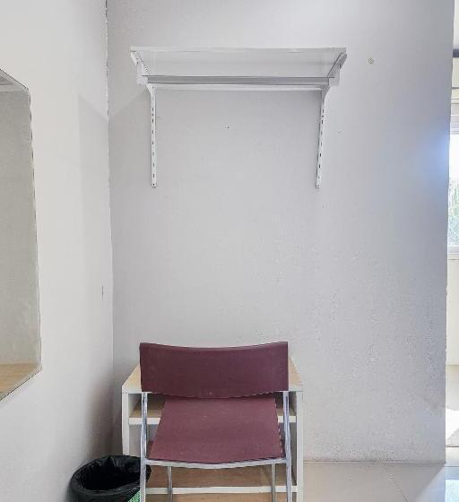 ペンション Freesia Guesthouse Klong Luang