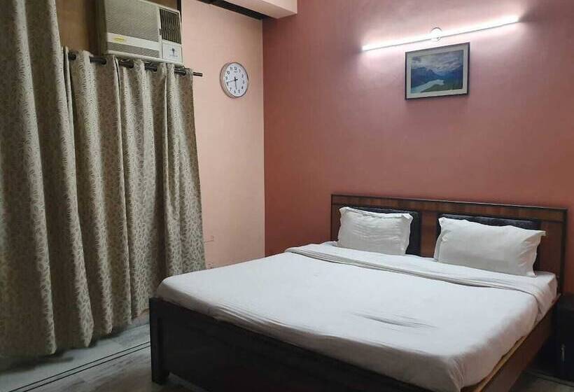 膳宿费 Grand Divine