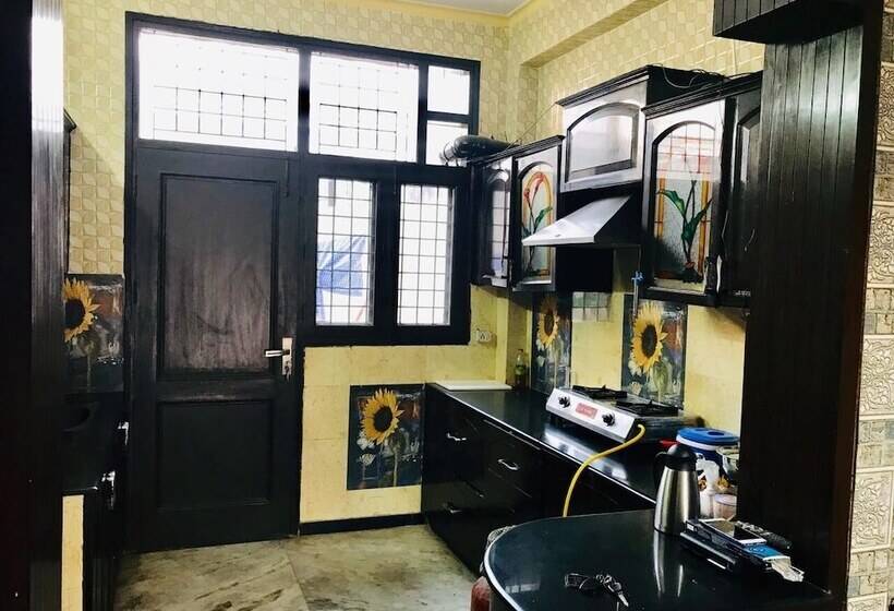 膳宿费 Grand Divine