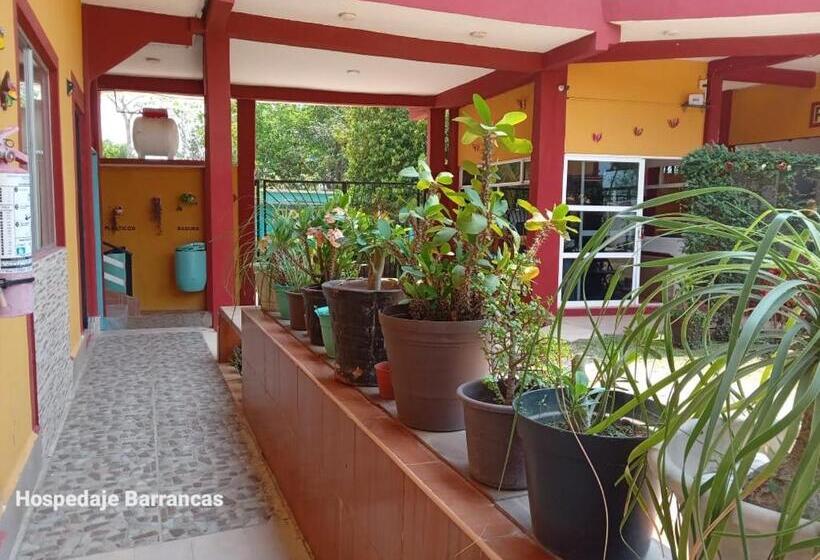 بنسيون Hospedaje Barrancas
