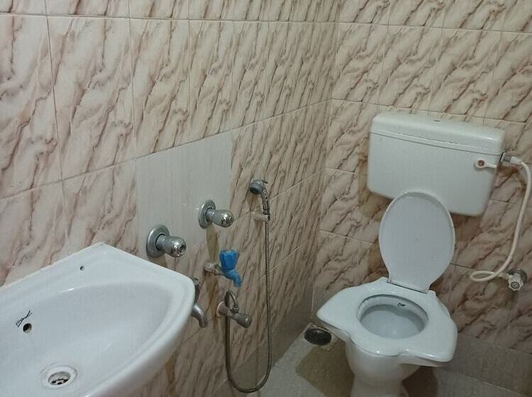 ペンション Jagannath Guest House