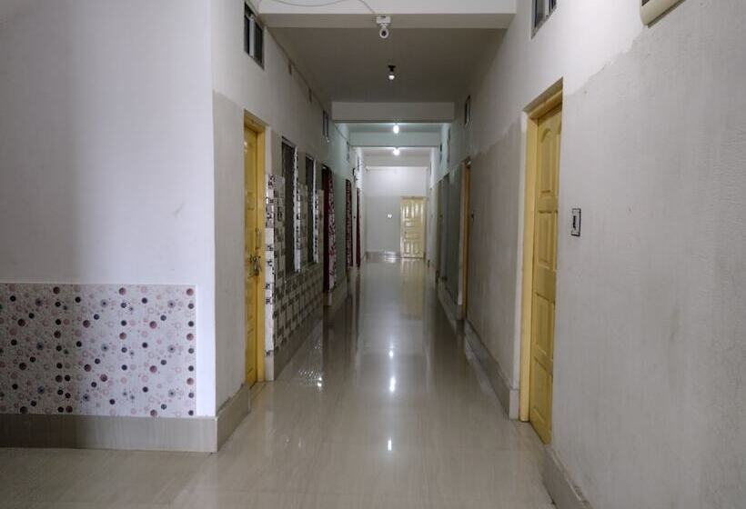 ペンション Jagannath Guest House