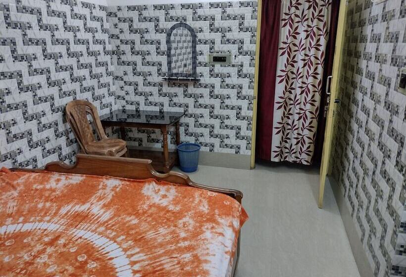 ペンション Jagannath Guest House