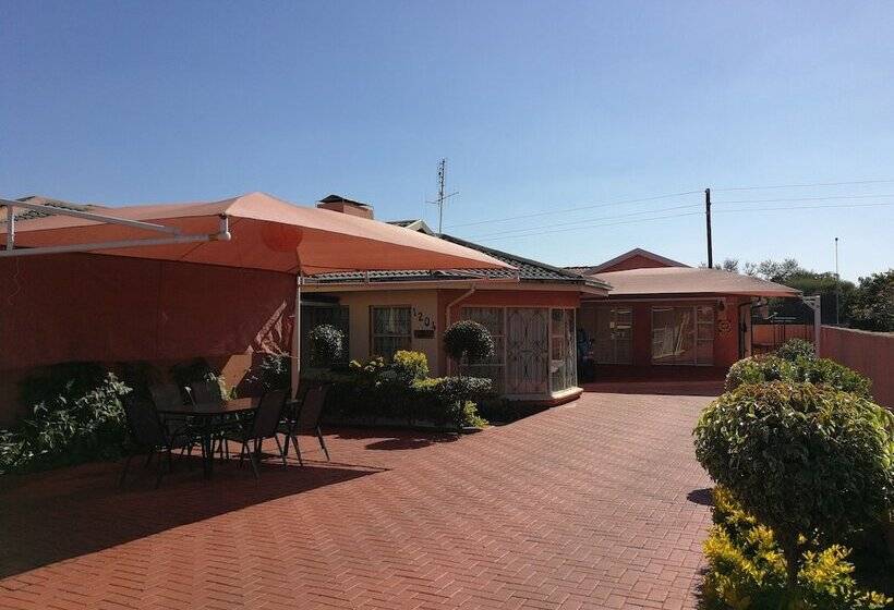 Пансион Joezebel Guesthouse