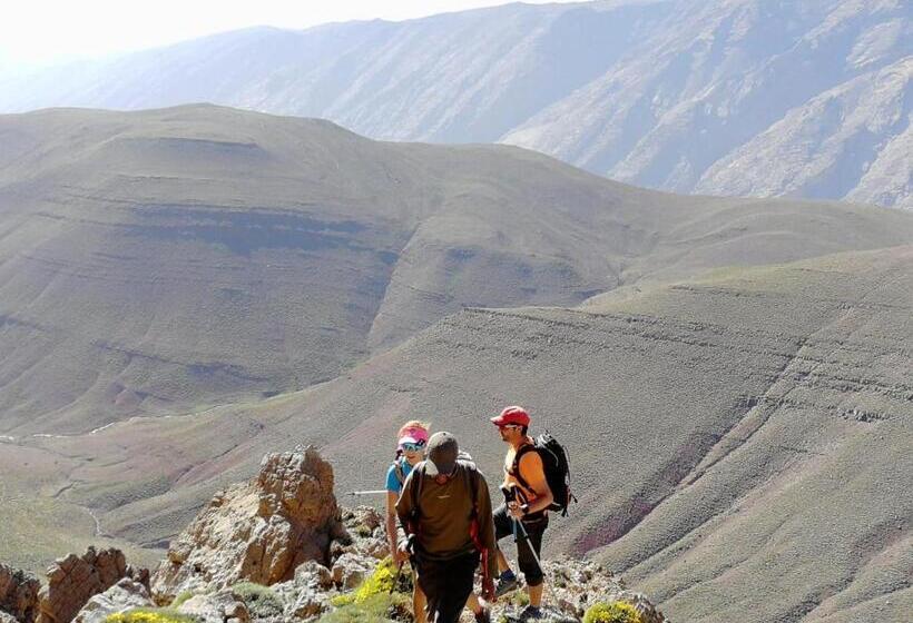 پانسیون Kasbah Ait Bouguemez