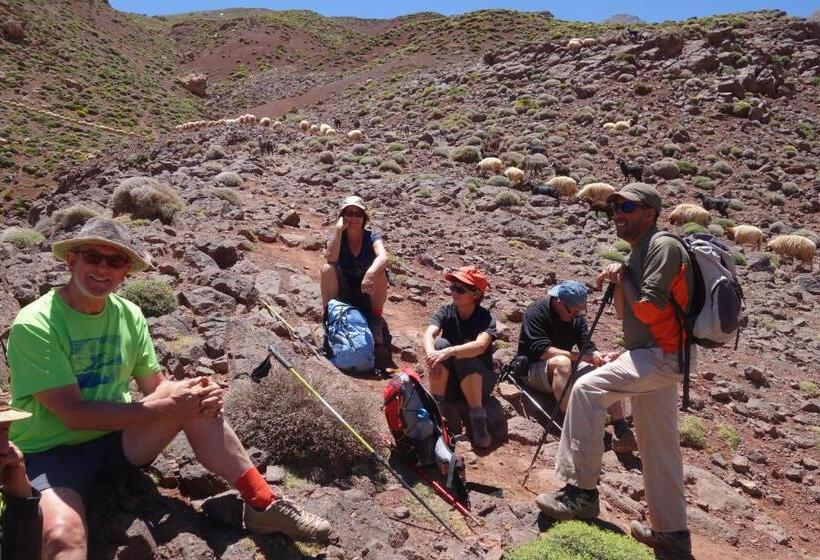 پانسیون Kasbah Ait Bouguemez