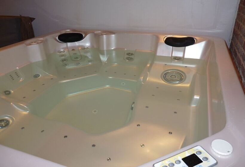 بنسيون B&b L Etape Normande & Spa