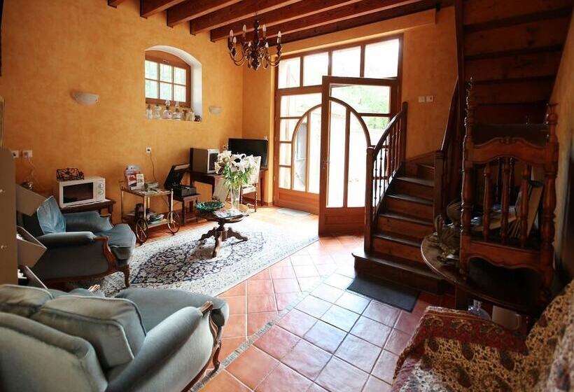 פנסיון L'albarande