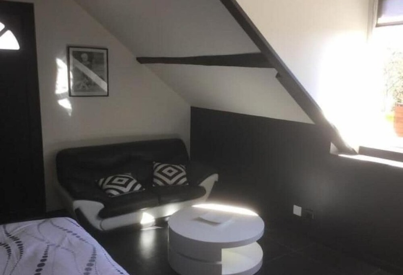 Пансион Les Crinieres En Brie