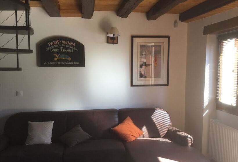 Пансион Les Crinieres En Brie