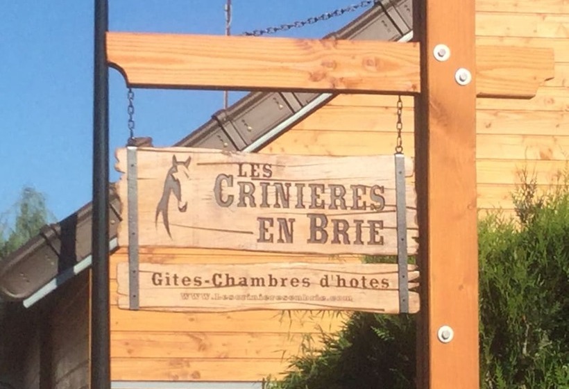 פנסיון Les Crinieres En Brie