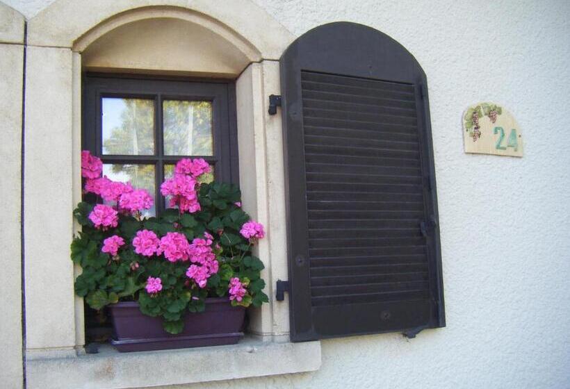 膳宿费 Les Lutins