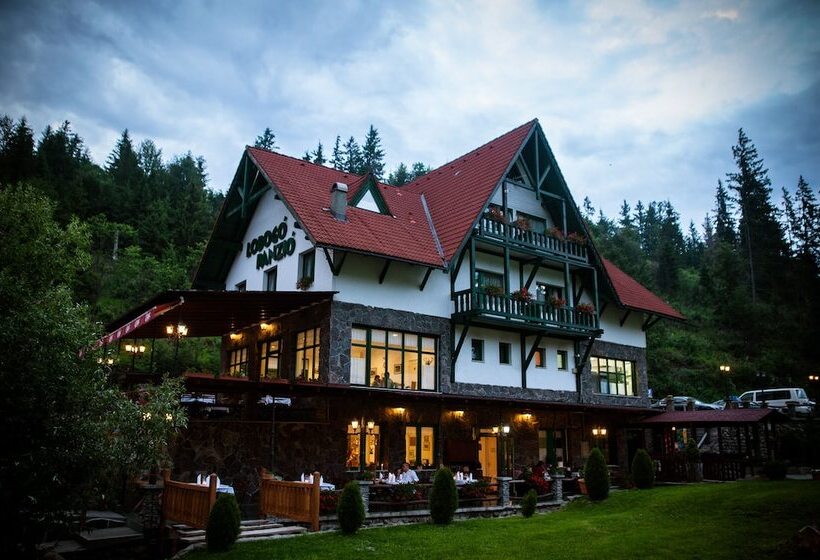 פנסיון Lobogó Resort