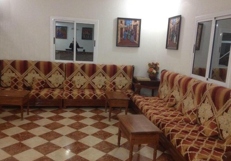 پانسیون Motel Paris Dakar