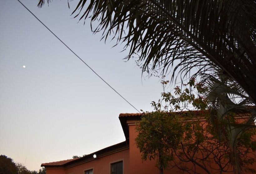 פנסיון Mount Vista Guest House