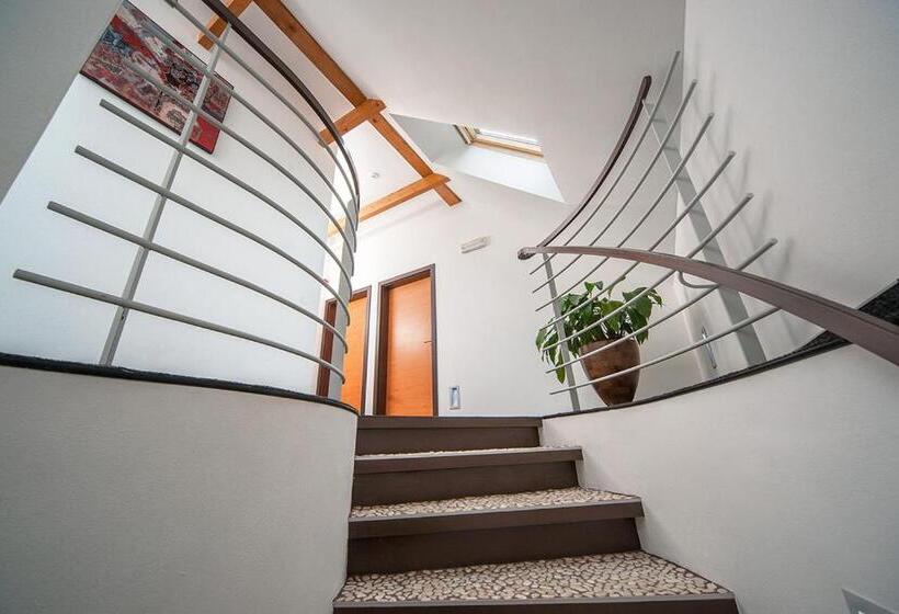 ペンション Penzion Blanský Les