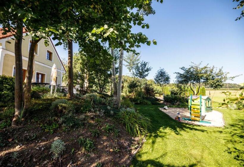 ペンション Penzion Blanský Les