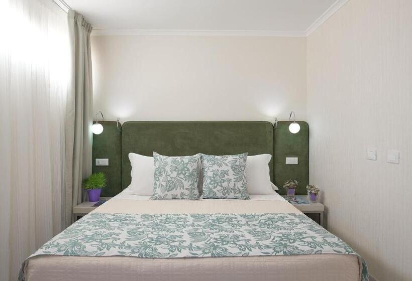 بنسيون Rome Airport Inn