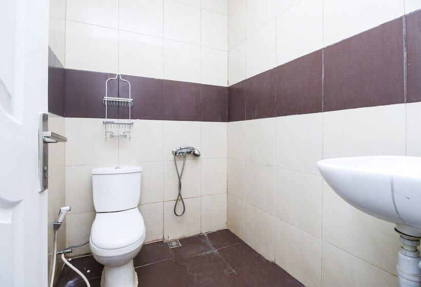 Пансион Sky Inn Rempoa Jakarta