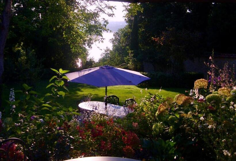 פנסיון Toute Une Histoire