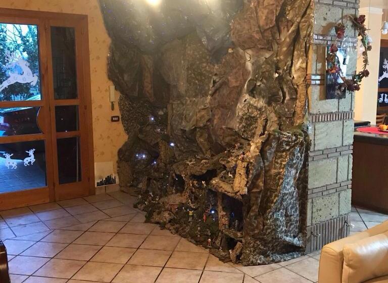 بنسيون Villa Cerasiello