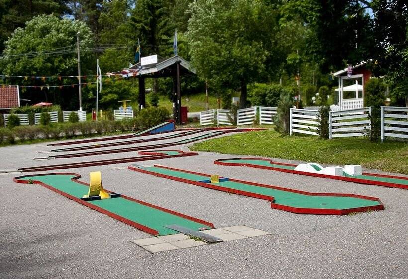 Rösjöbaden Camping &  Stugby