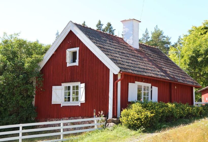 Rösjöbaden Camping &  Stugby