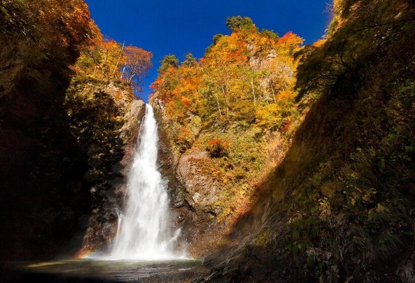 ריוקאן Bunano Sato Shirakamikan