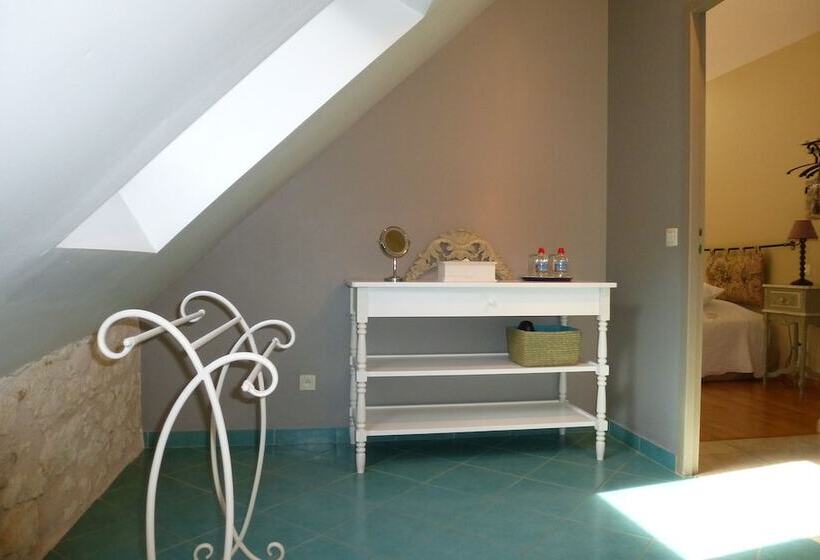 ベッドアンドブレックファースト Chambre D Hôte Domaine De La Maison Neuve