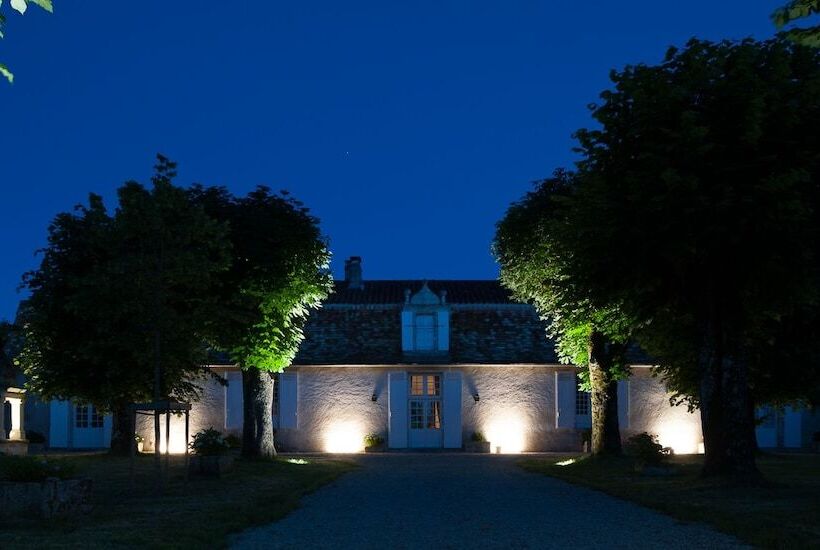 مبيت وإفطار Chartreuse Le Logis La Montagne
