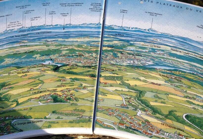 민박 Domaine Du Mont Monnet   Chambre D Hôtes & Gîte