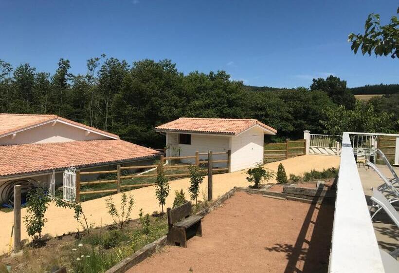 민박 Domaine Du Mont Monnet   Chambre D Hôtes & Gîte