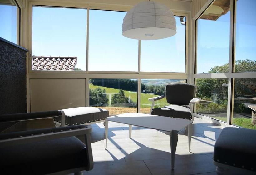 민박 Domaine Du Mont Monnet   Chambre D Hôtes & Gîte