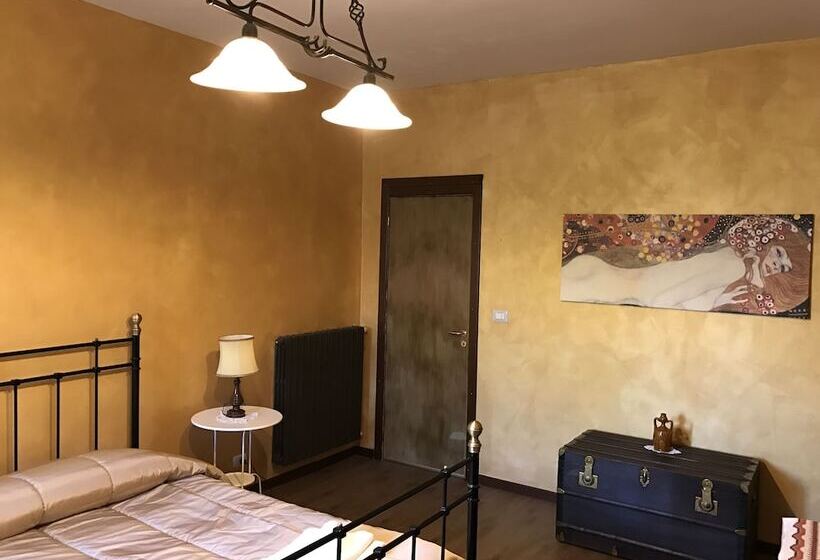 مبيت وإفطار La Rosa Tra Le Vigne